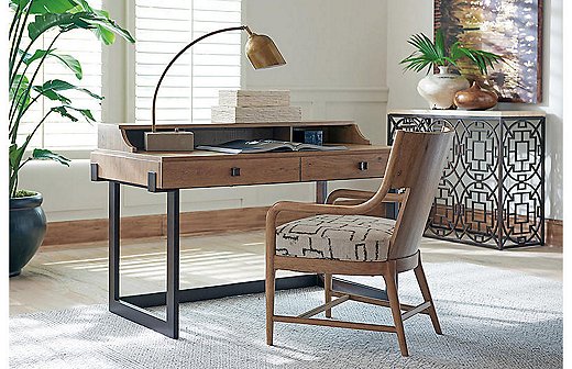 The oak top of the Kendelston Writing Desk sits on a simple metal frame given a warm bronze finish. Not only is oak durable, but it’s also resistant to scratches and even dust!
